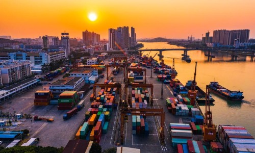 海外網(wǎng)評-世界需要“重建信任”，中國值得信任（環(huán)球時報）