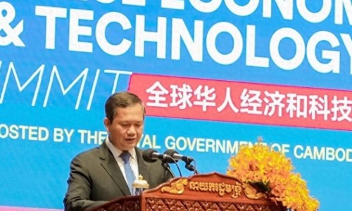柬埔寨首相認(rèn)為中國是全球經(jīng)濟(jì)增長主要推動力（央視新聞）