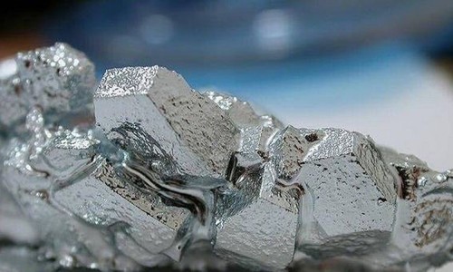 金屬鎵價(jià)格創(chuàng)2011年以來(lái)最高，券商稱“中國(guó)在全球供應(yīng)地位突出”（環(huán)球時(shí)報(bào)）